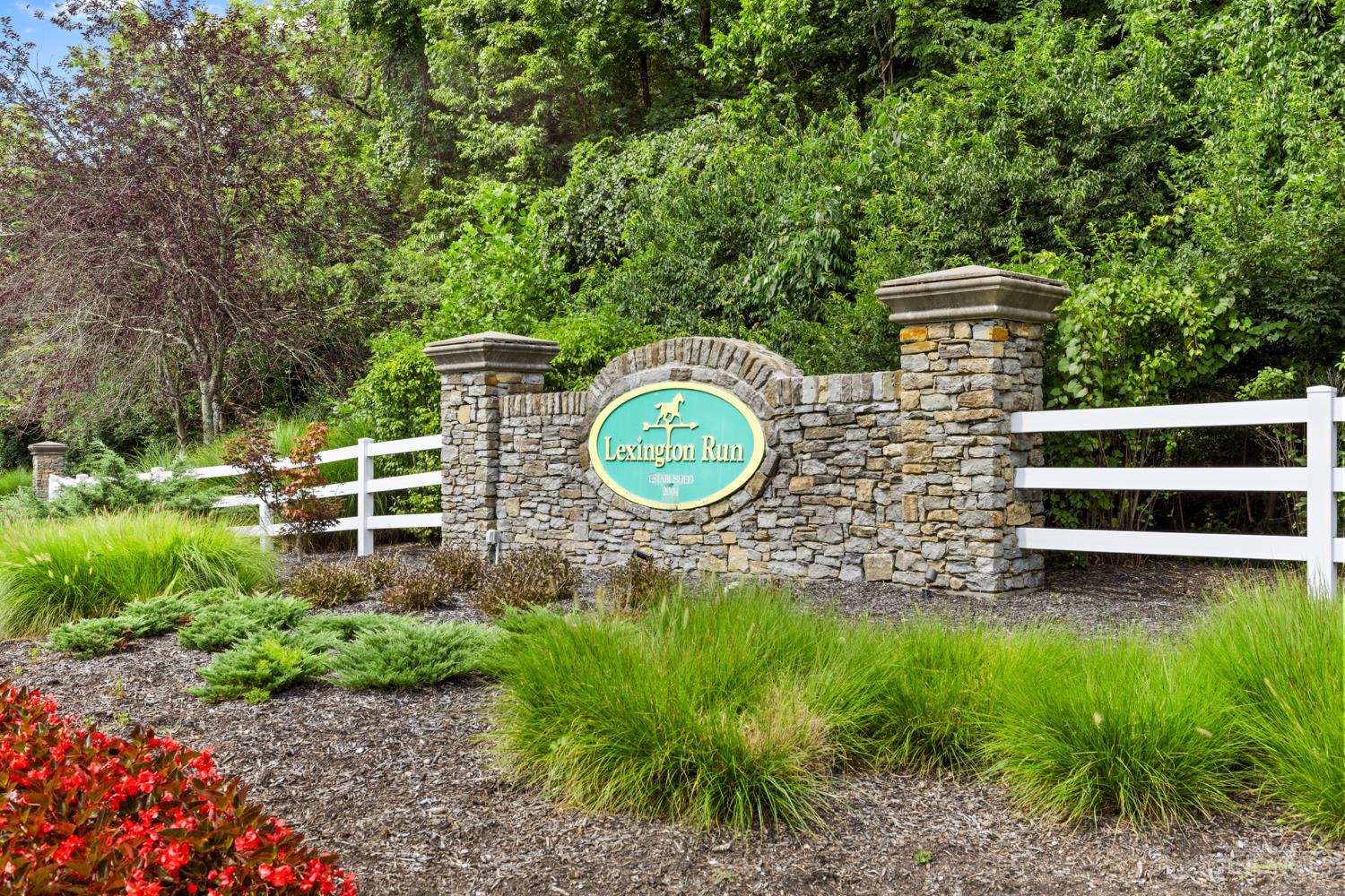 1204 Traditions Turn Property Photo 3