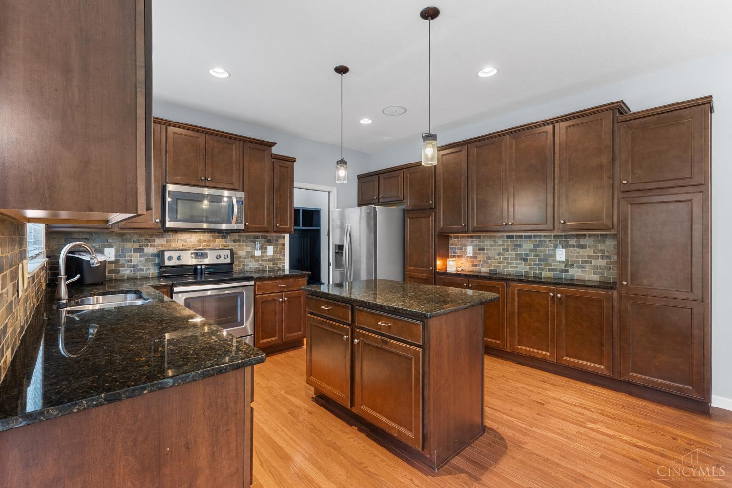 1204 Traditions Turn Property Photo 9