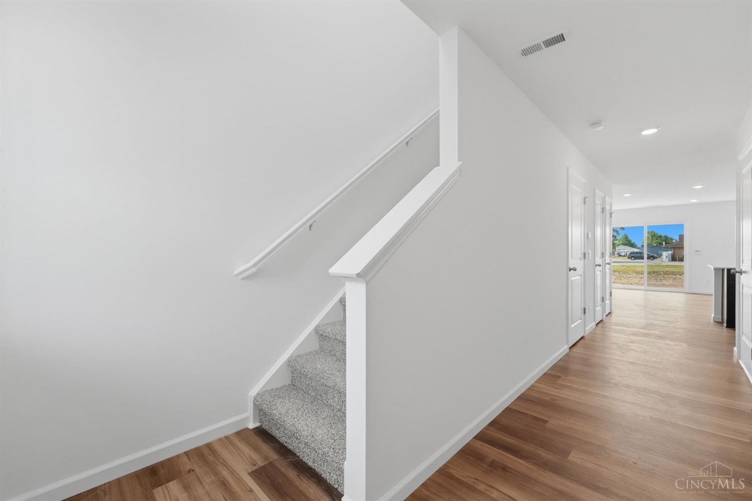 85 Cypress Hill Drive Property Photo 4