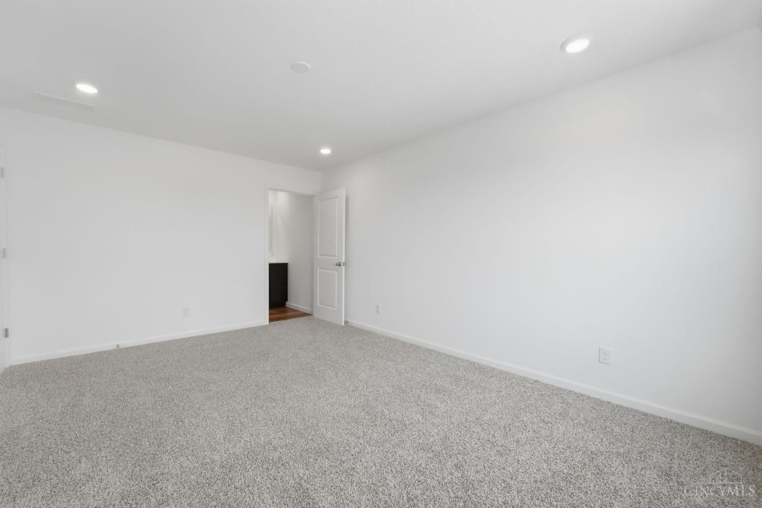 85 Cypress Hill Drive Property Photo 15