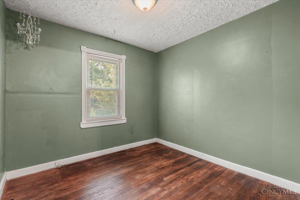 6235 Elbrook Avenue Property Photo 18