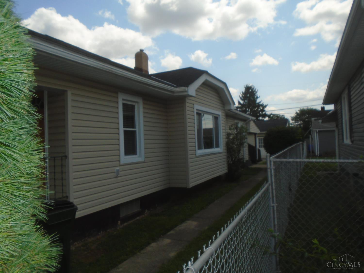 805 Chase Avenue Property Photo 4
