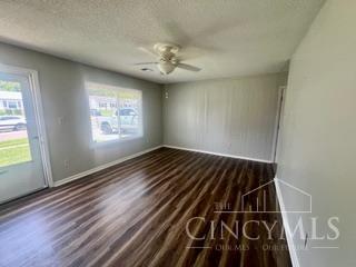 10012 Crusader Drive Property Photo 6