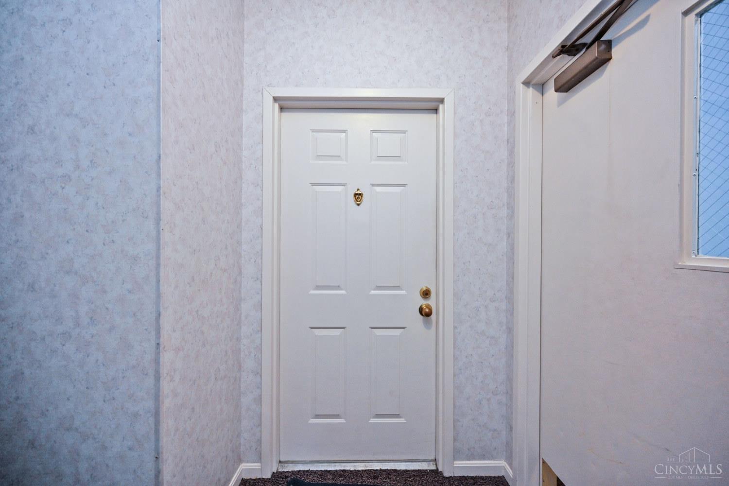 7382 Ridgepoint Drive Property Photo 6