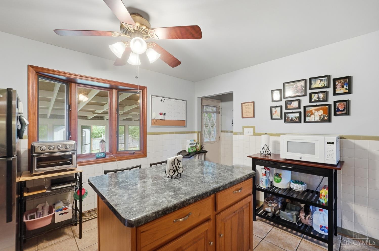 4486 Pinecroft Drive Property Photo 13
