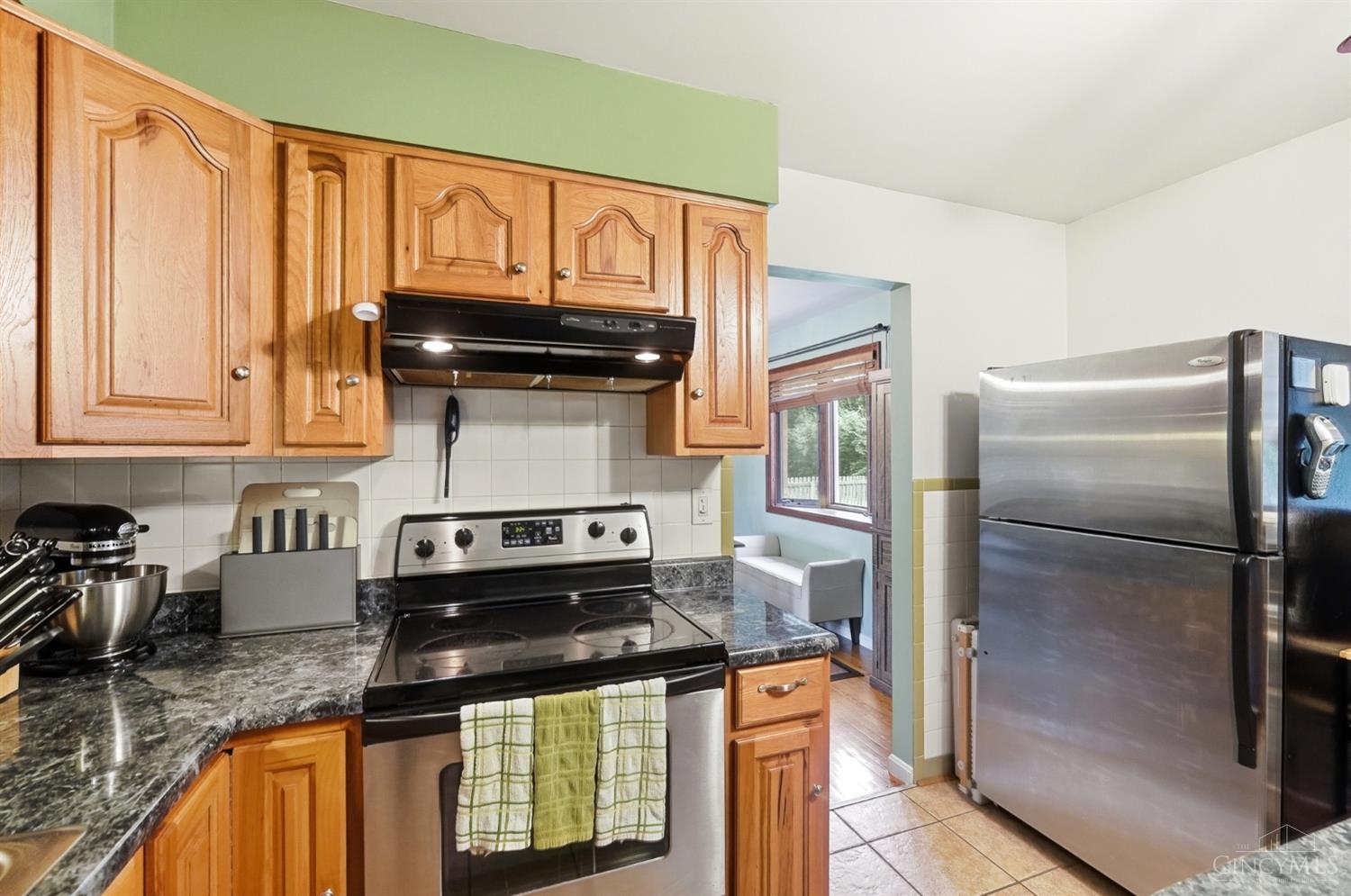 4486 Pinecroft Drive Property Photo 14