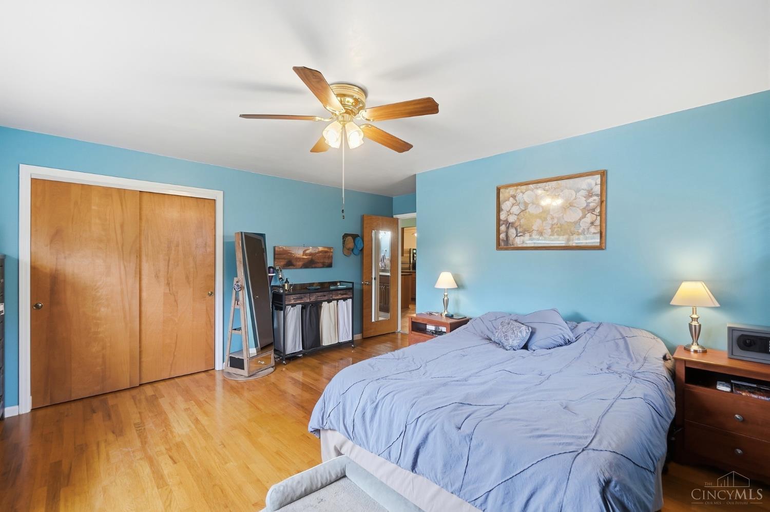 4486 Pinecroft Drive Property Photo 17