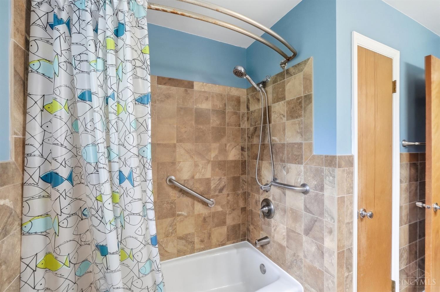 4486 Pinecroft Drive Property Photo 20