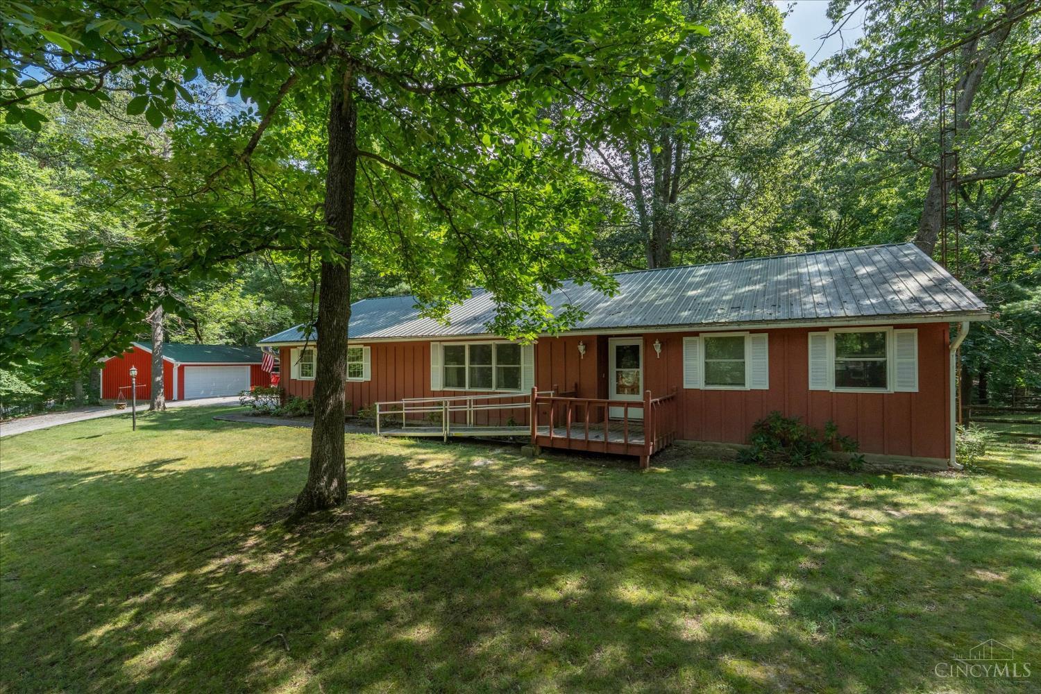 5804 Fishermans Wharf Road Property Photo 1