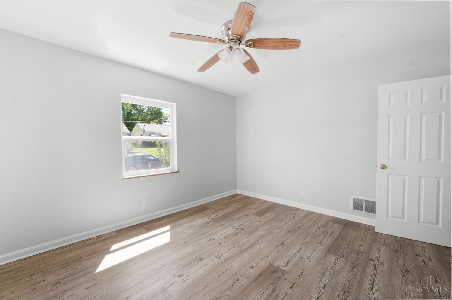 5767 Argus Road Property Photo 15