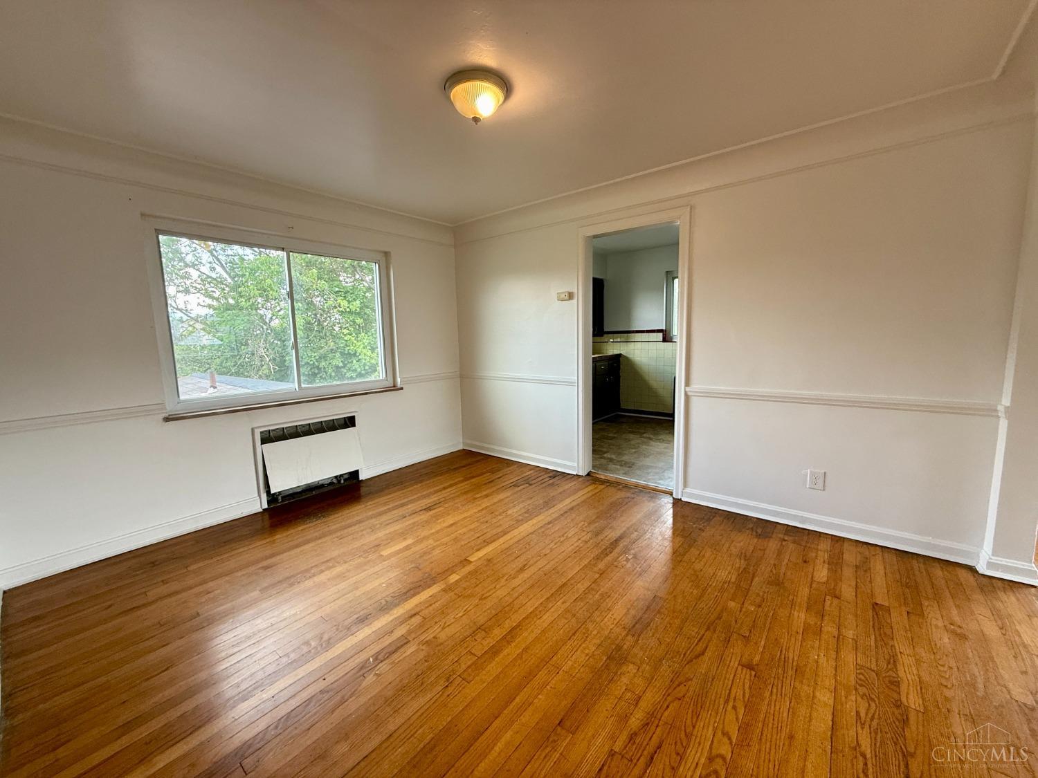 5510 Newfield Avenue Property Photo 8