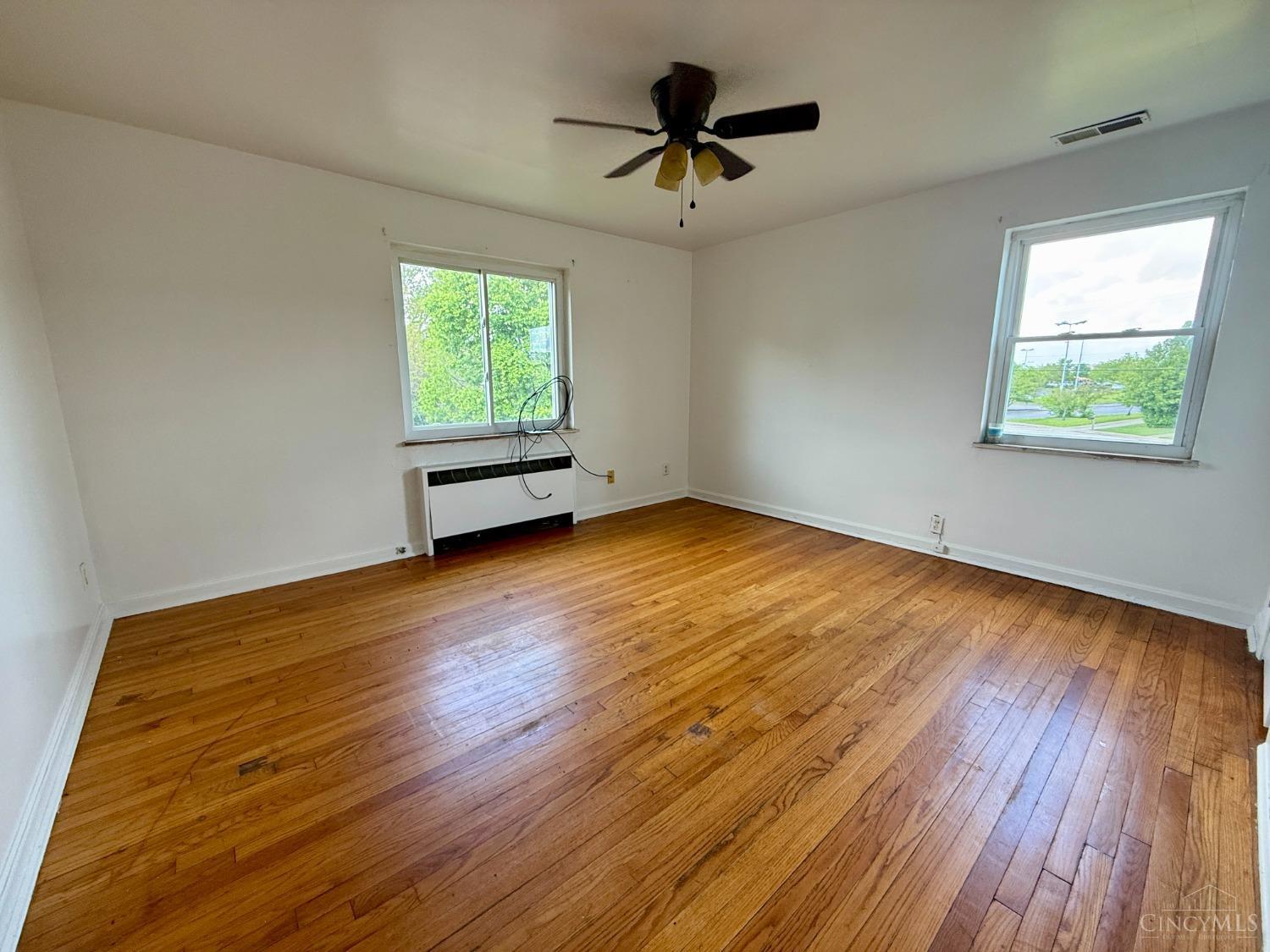 5510 Newfield Avenue Property Photo 9