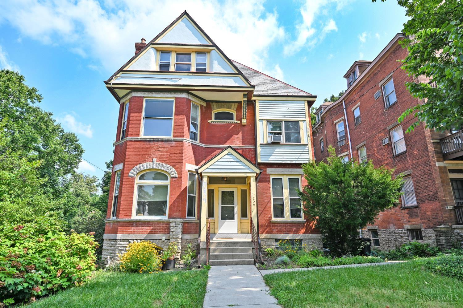 236 Loraine Avenue Property Photo 1