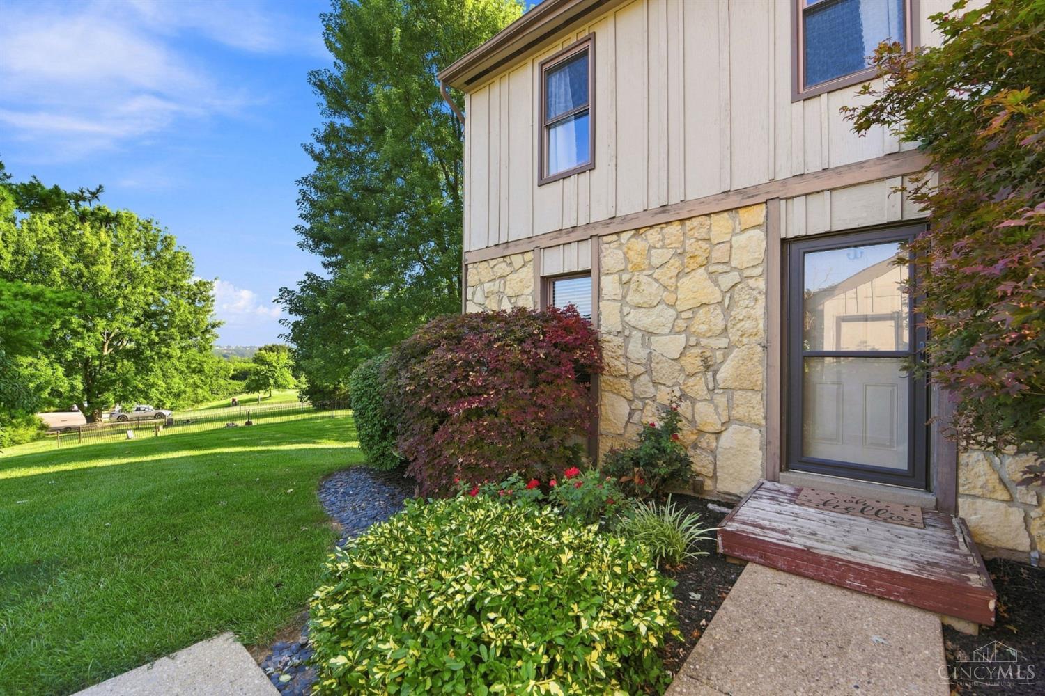 5244 Pros Drive Property Photo 4