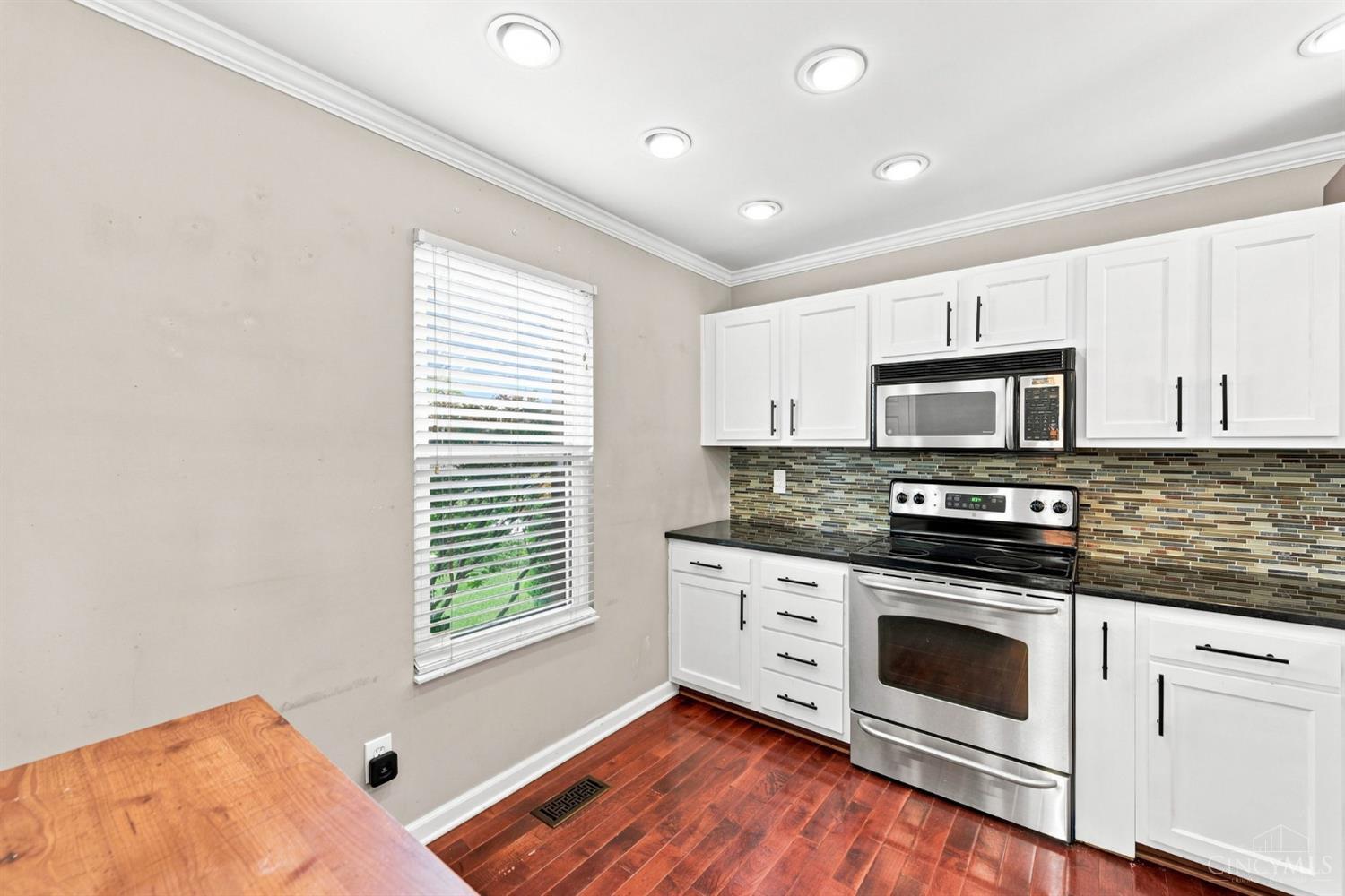 5244 Pros Drive Property Photo 12