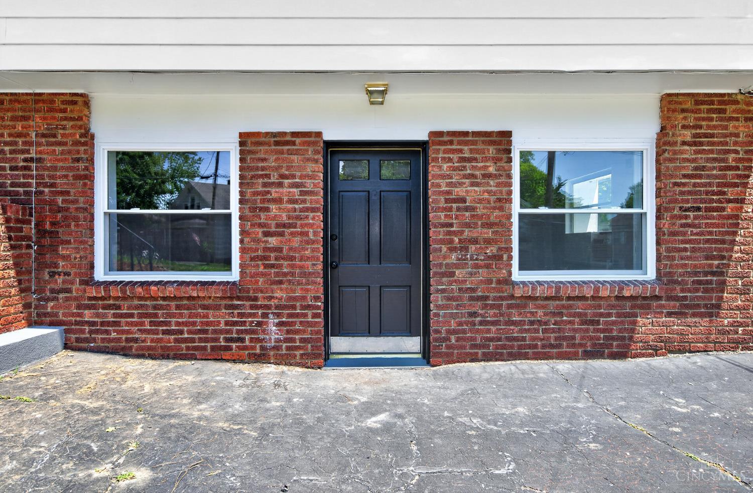 6244 Beechmont Avenue Property Photo 4