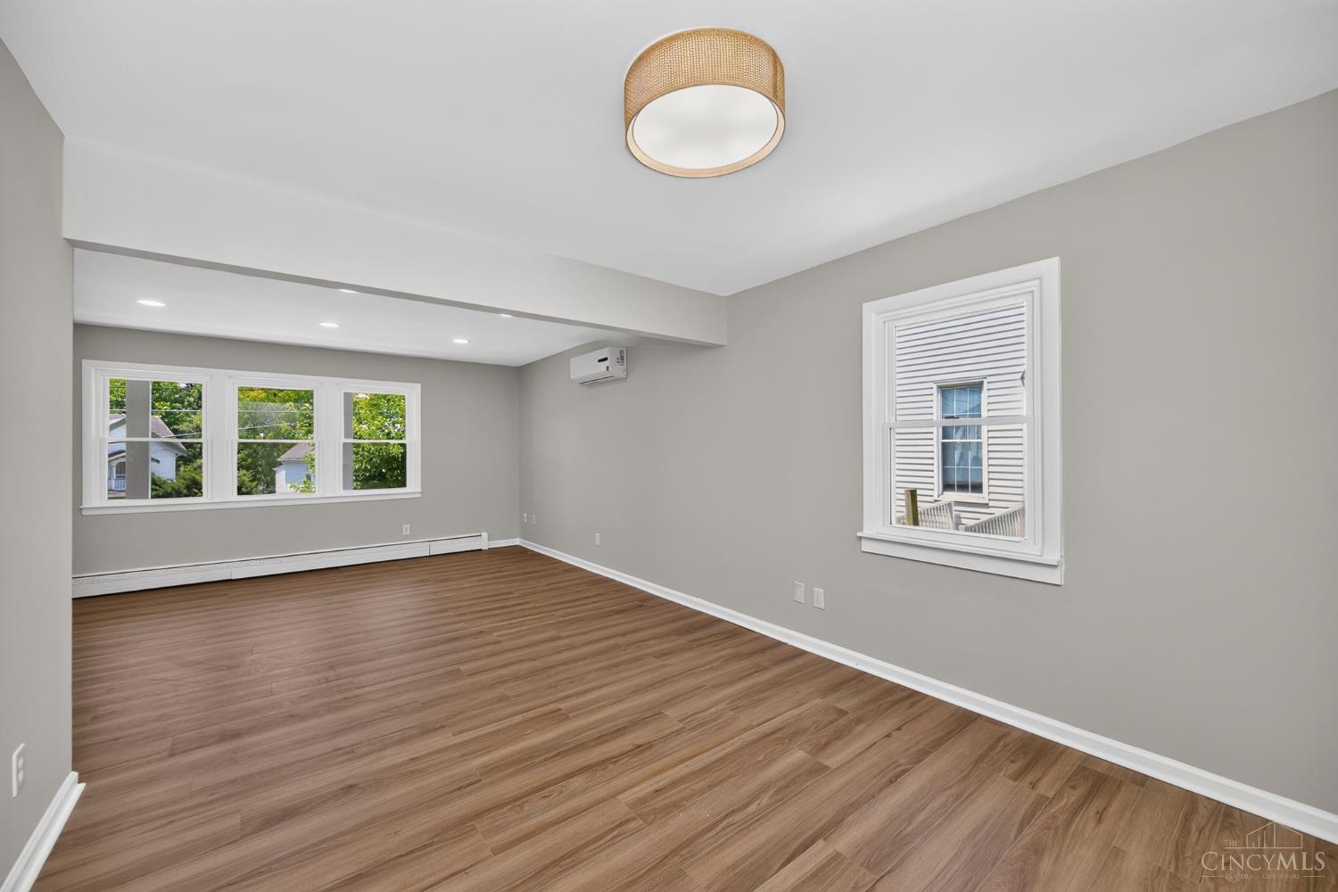 6244 Beechmont Avenue Property Photo 11