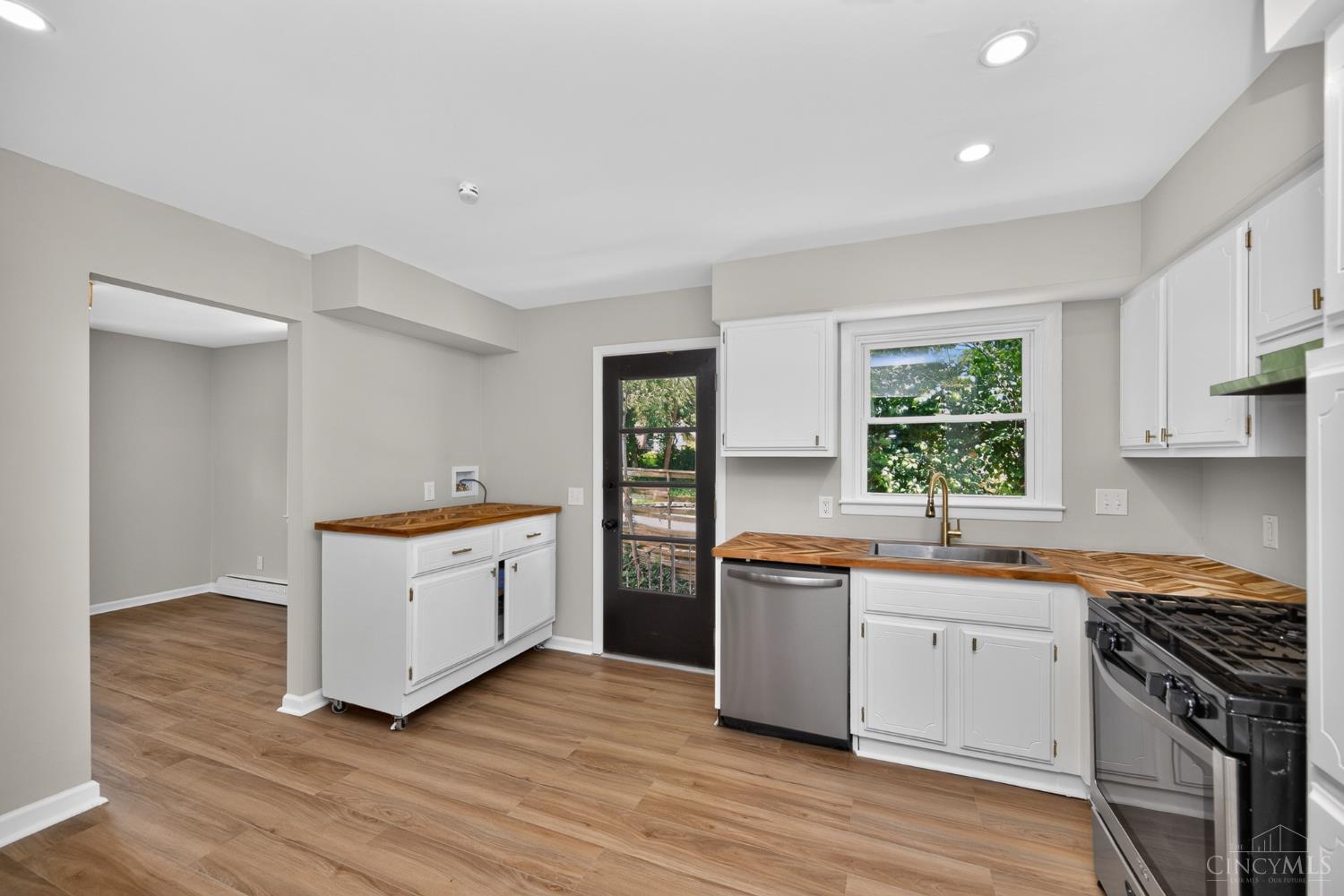 6244 Beechmont Avenue Property Photo 16