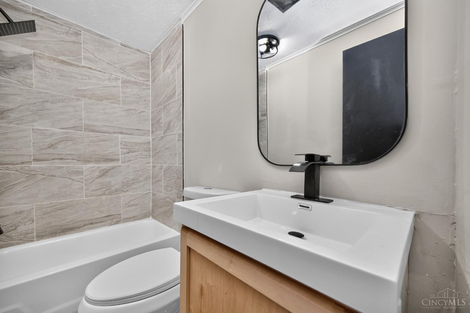 6244 Beechmont Avenue Property Photo 40