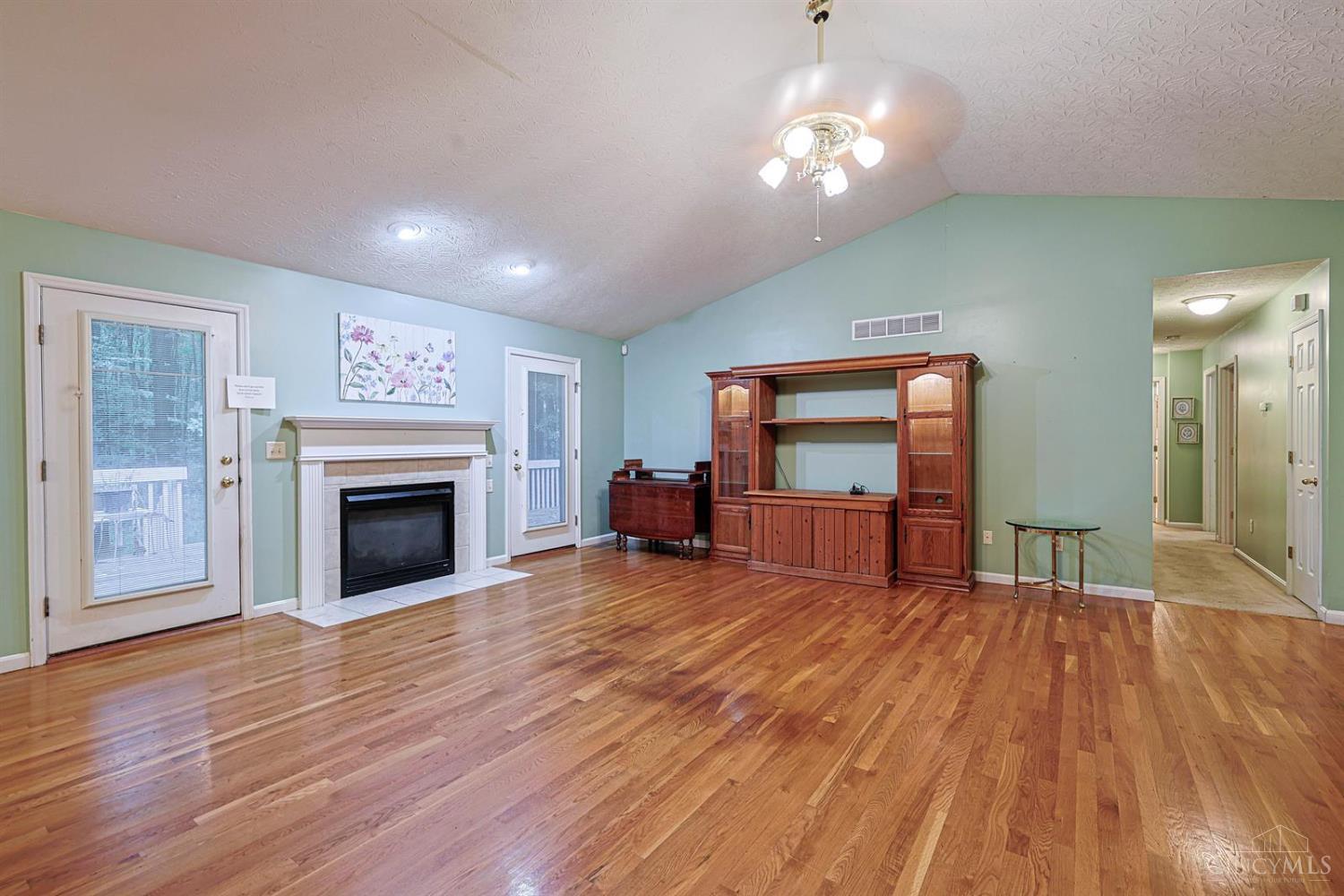 2034 Wood Brook Drive Property Photo 6