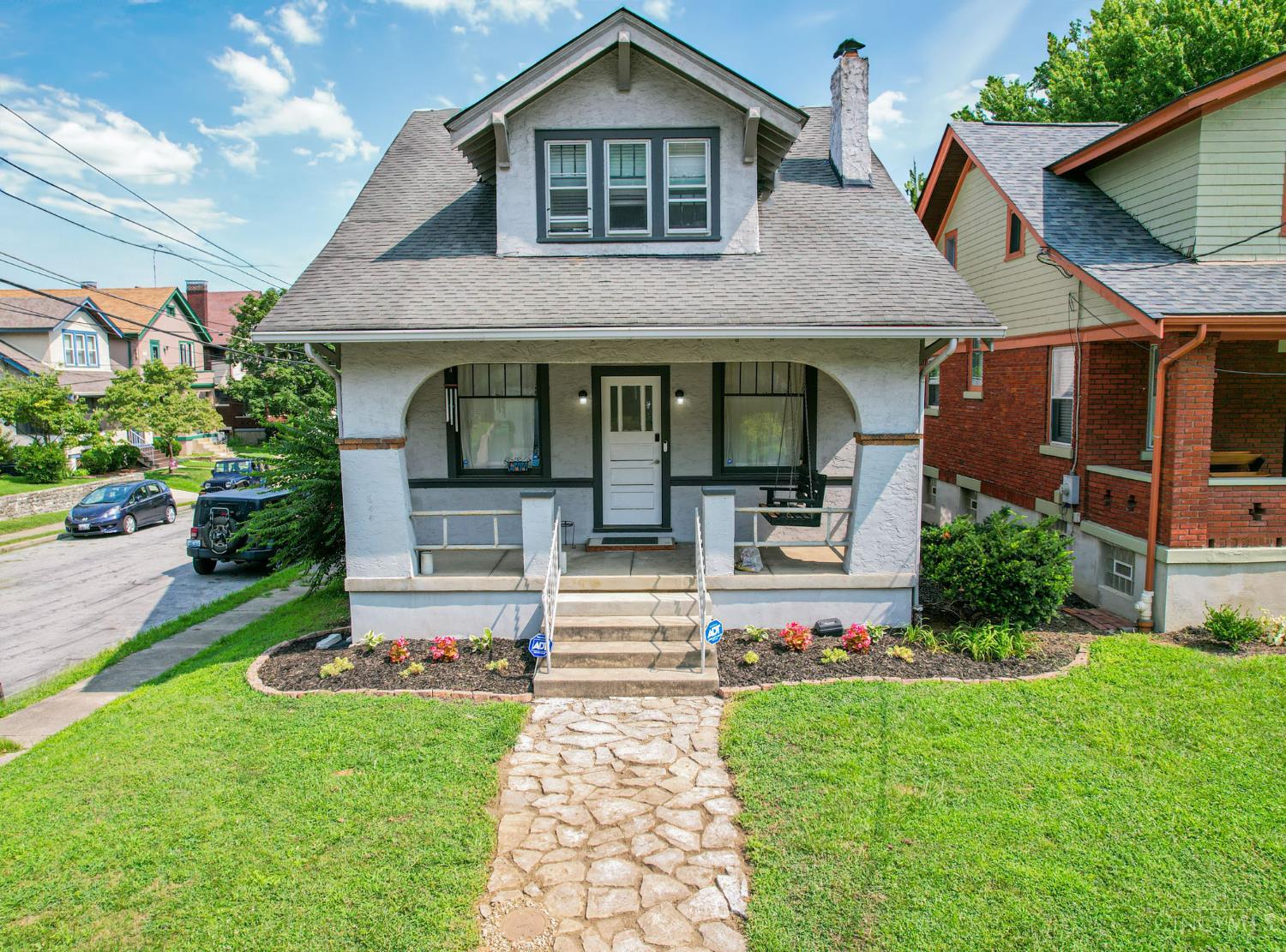 644 Clemmer Avenue Property Photo 1
