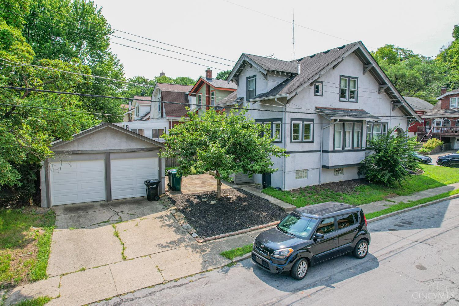 644 Clemmer Avenue Property Photo 7