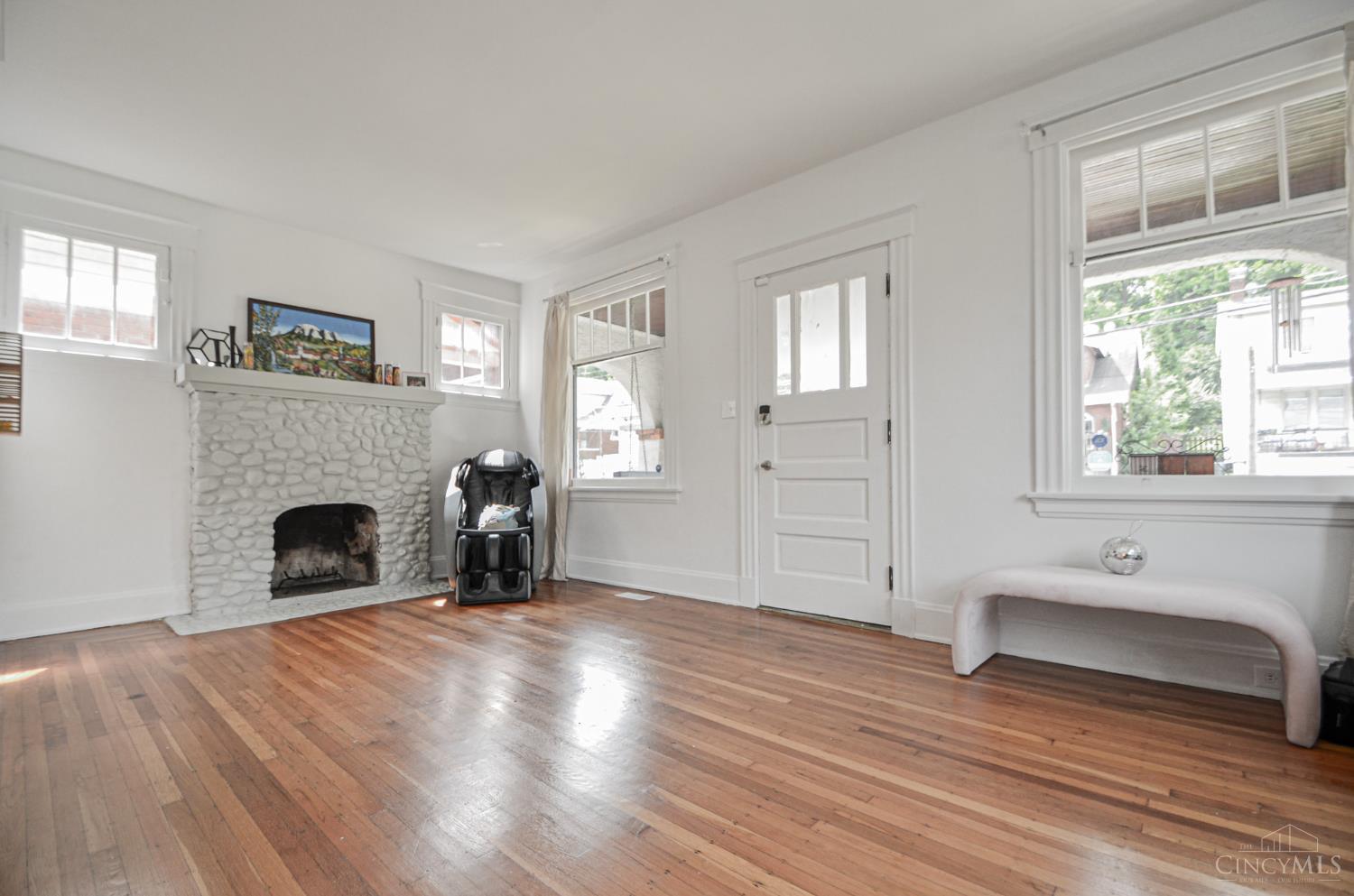 644 Clemmer Avenue Property Photo 16