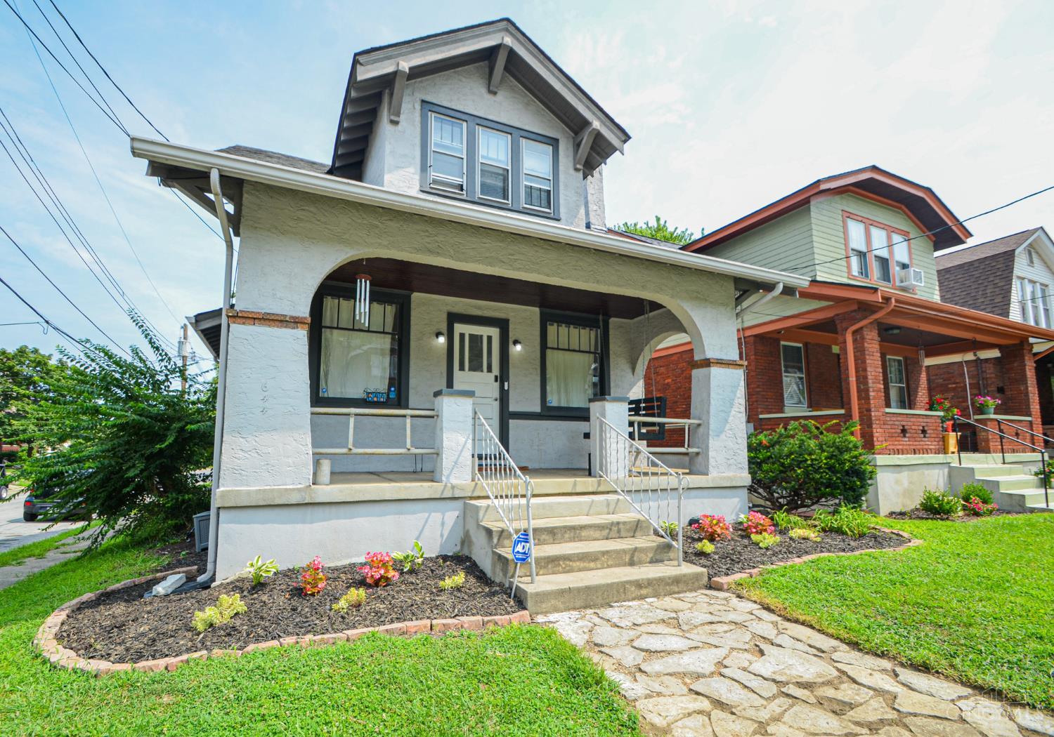 644 Clemmer Avenue Property Photo 40