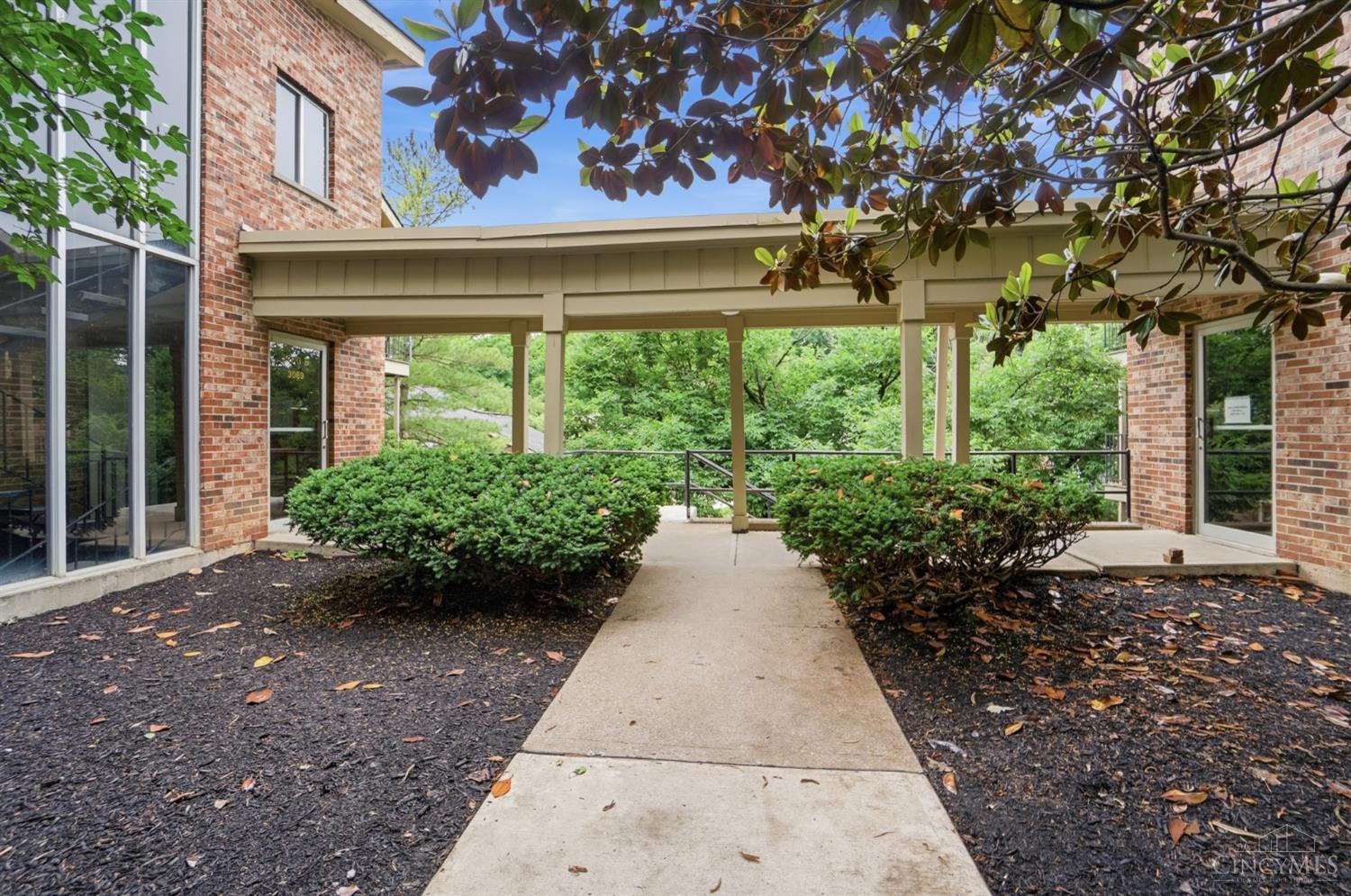 3069 Alpine Terrace Property Photo 1