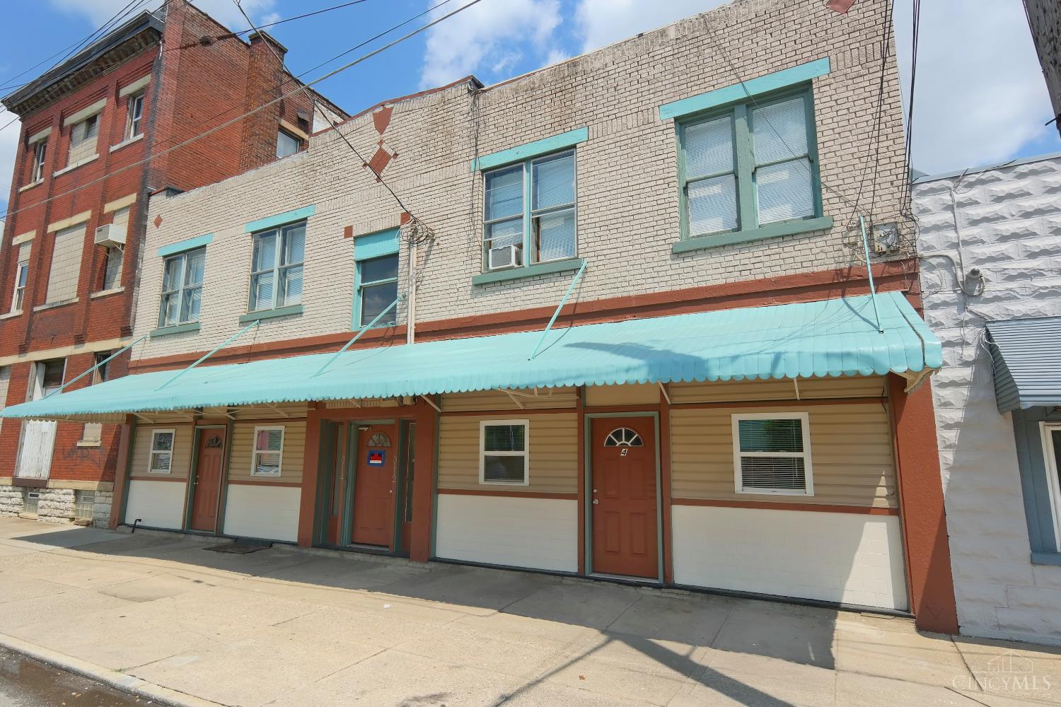3112 Spring Grove Avenue Property Photo 1