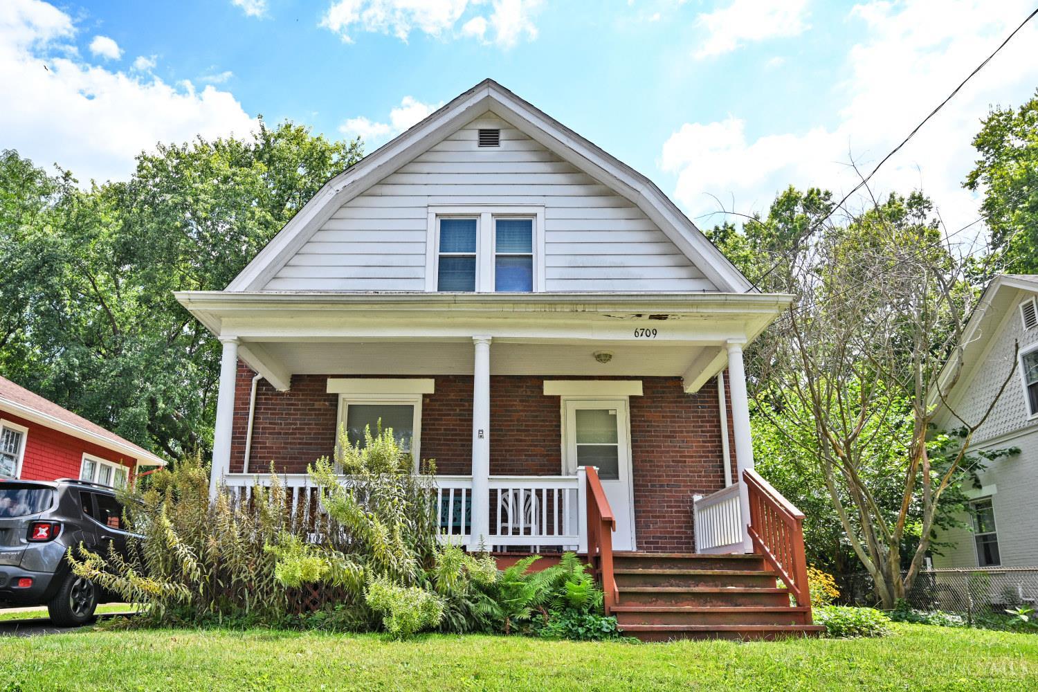 6709 Buckingham Place Property Photo 1