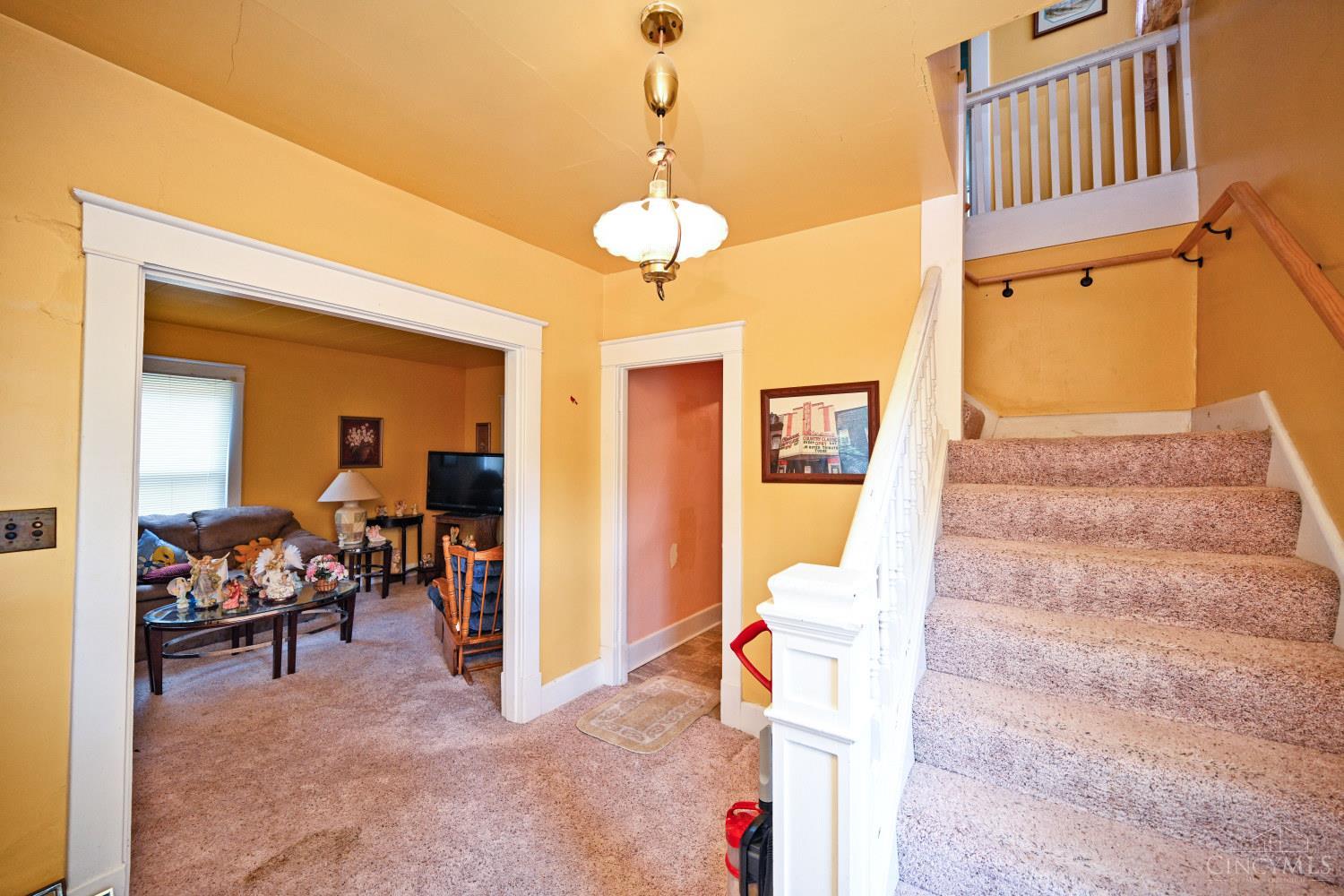 6709 Buckingham Place Property Photo 8