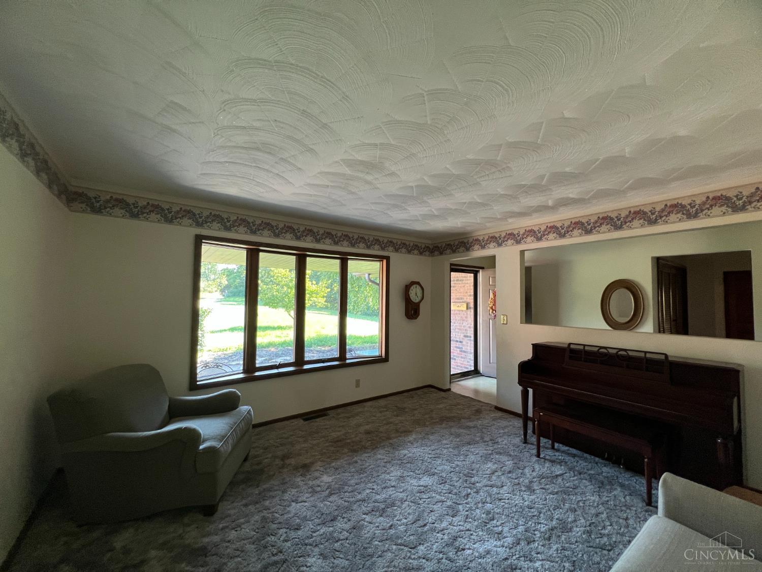 15501 Dewitt Road Property Photo 6