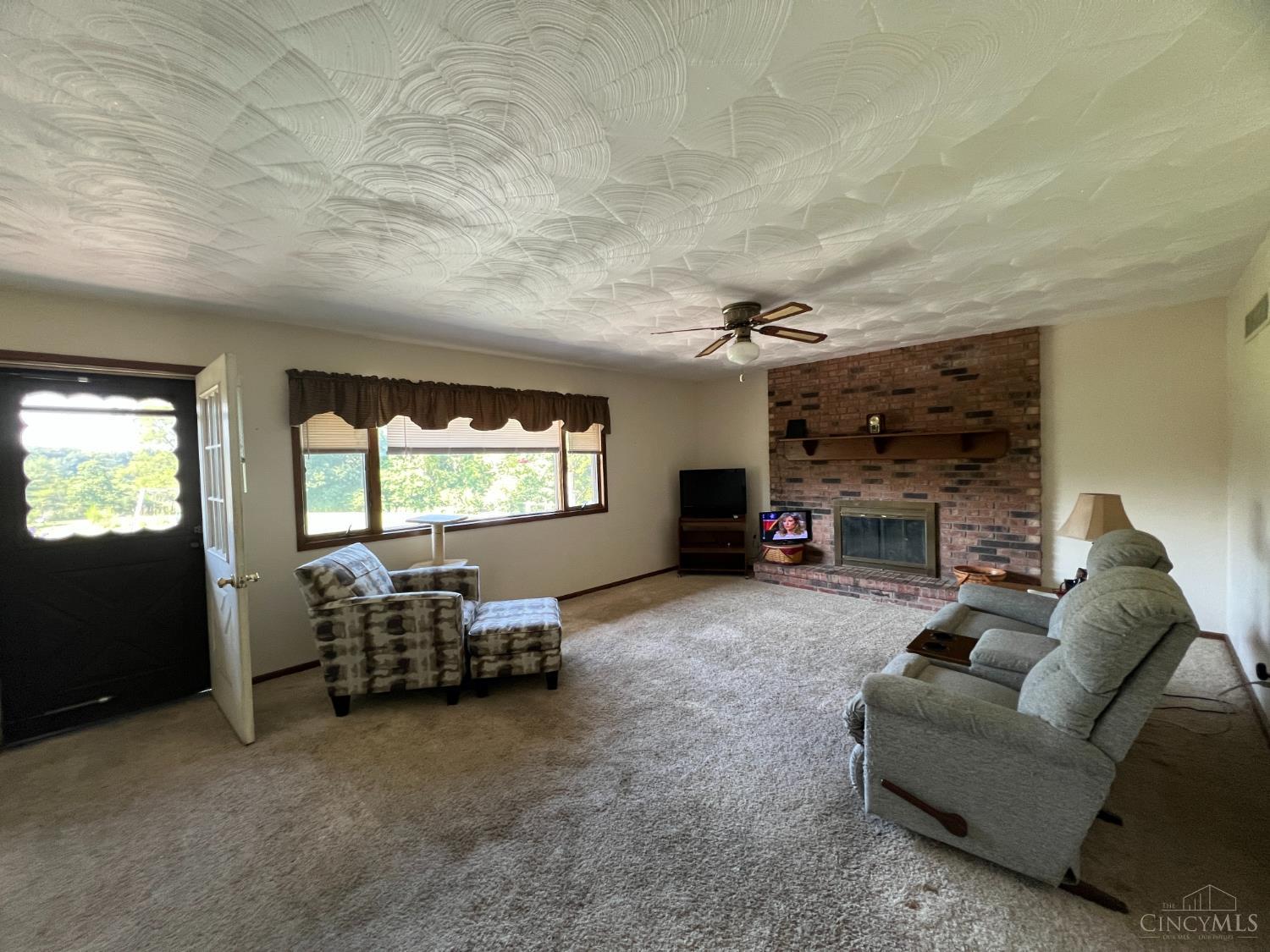 15501 Dewitt Road Property Photo 7