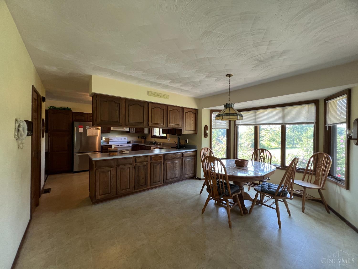 15501 Dewitt Road Property Photo 8