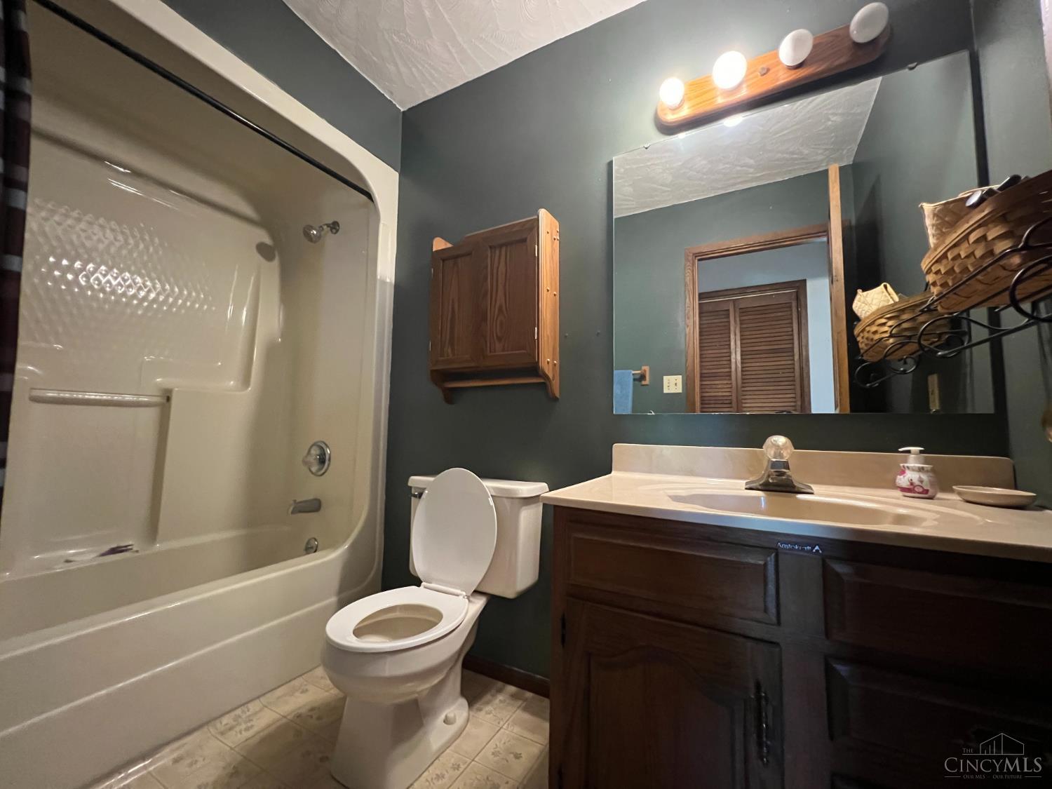 15501 Dewitt Road Property Photo 12
