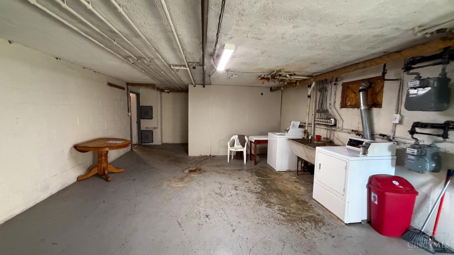 2896 Harrison Avenue Property Photo 26