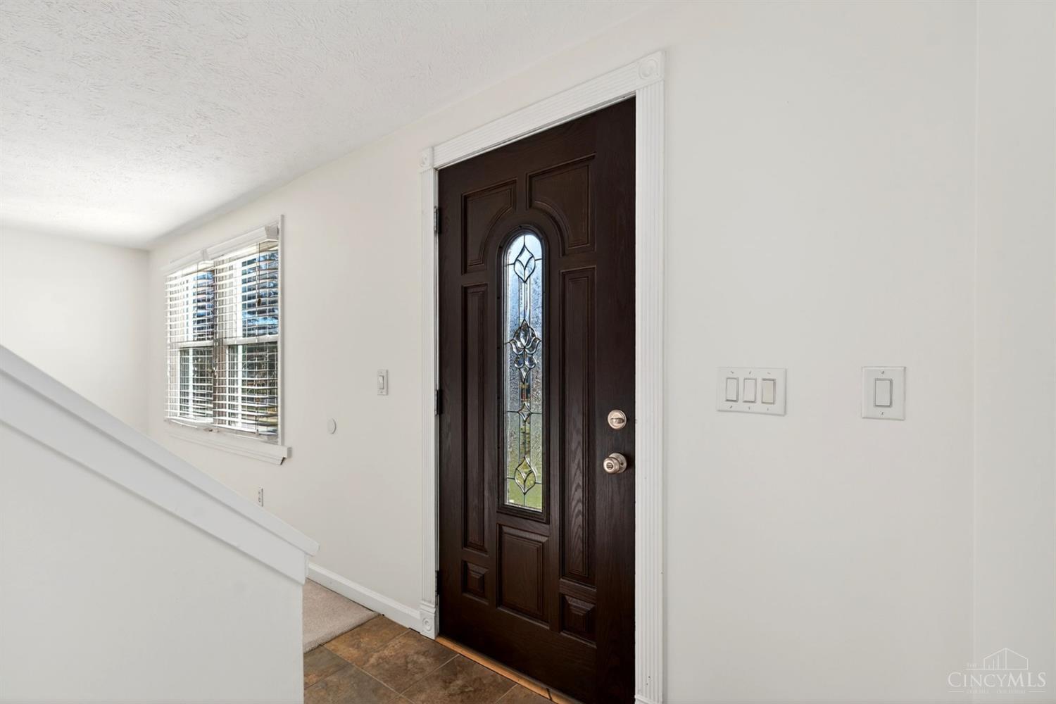 6978 Fallen Oaks Drive Property Photo 5