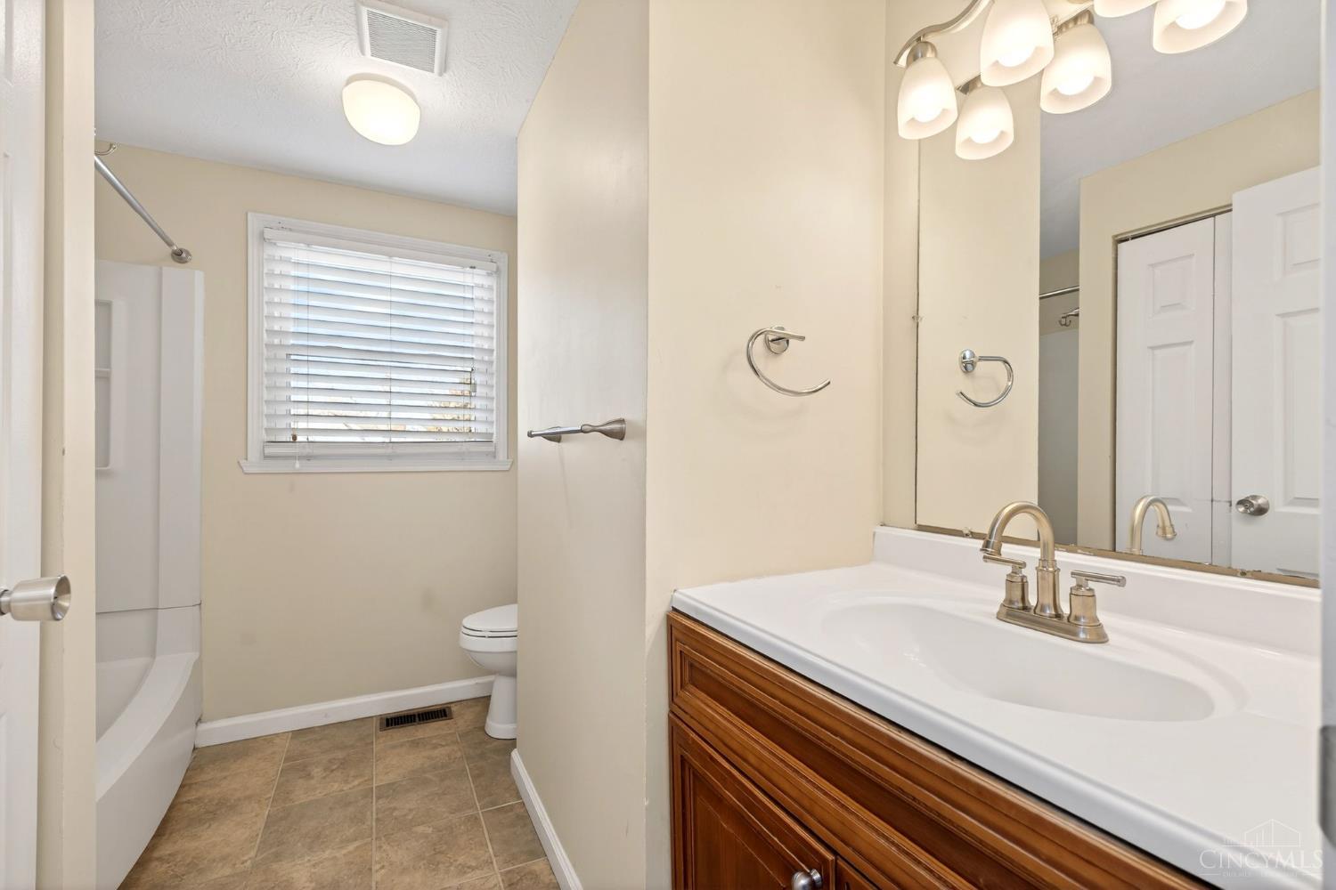 6978 Fallen Oaks Drive Property Photo 23