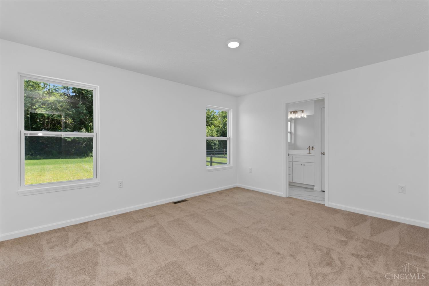 128 Kelly Drive Property Photo 6
