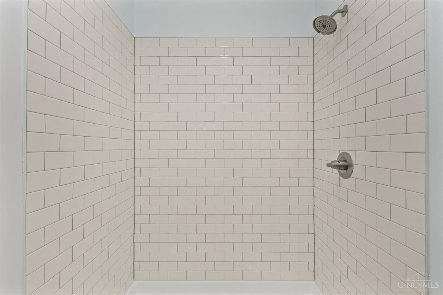 128 Kelly Drive Property Photo 9