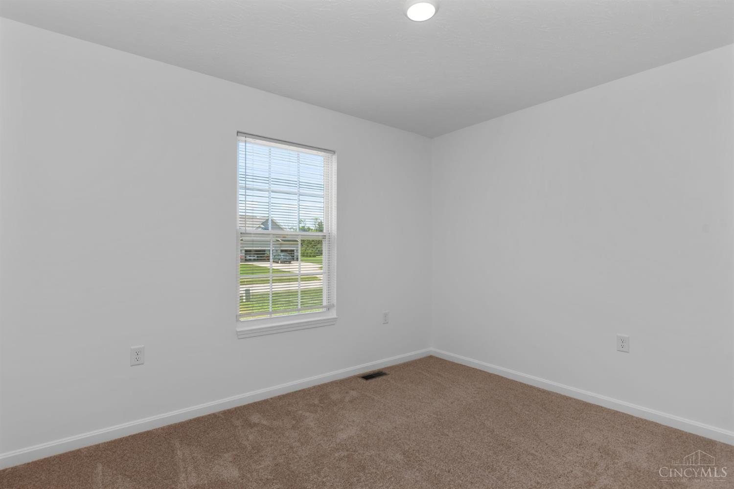 128 Kelly Drive Property Photo 12
