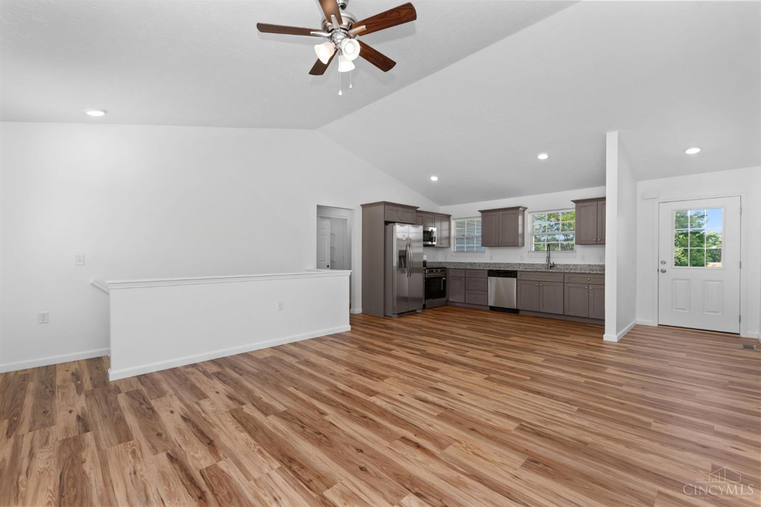 128 Kelly Drive Property Photo 29