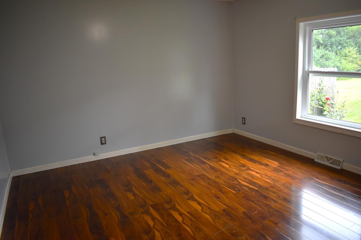 181 Southwind Boulevard Property Photo 7