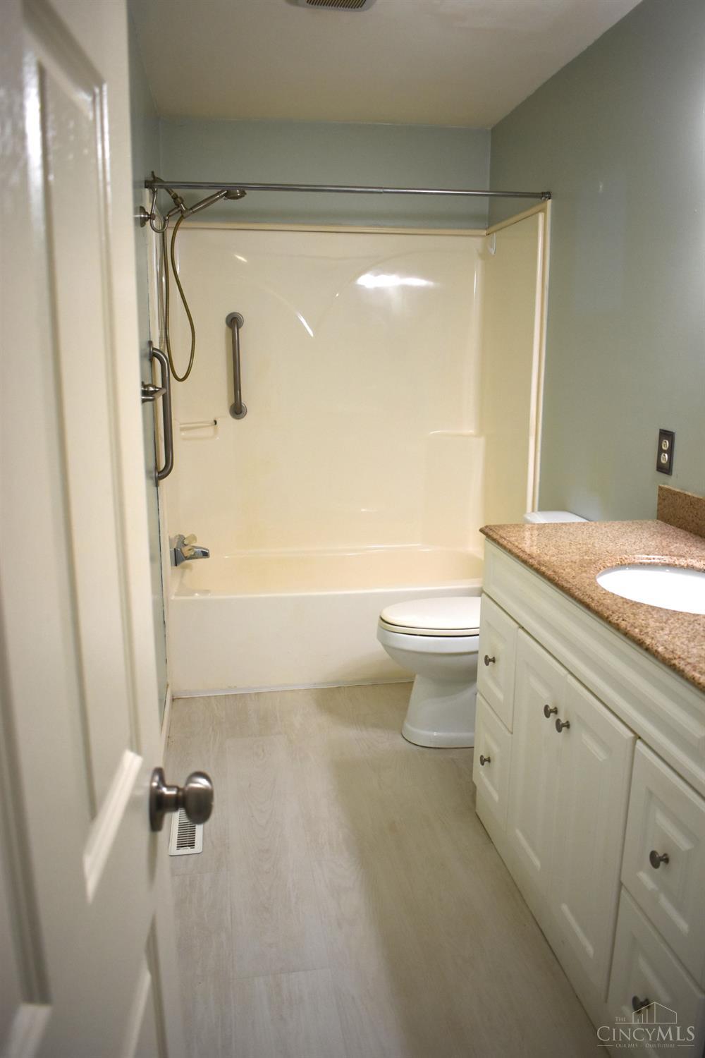 181 Southwind Boulevard Property Photo 12