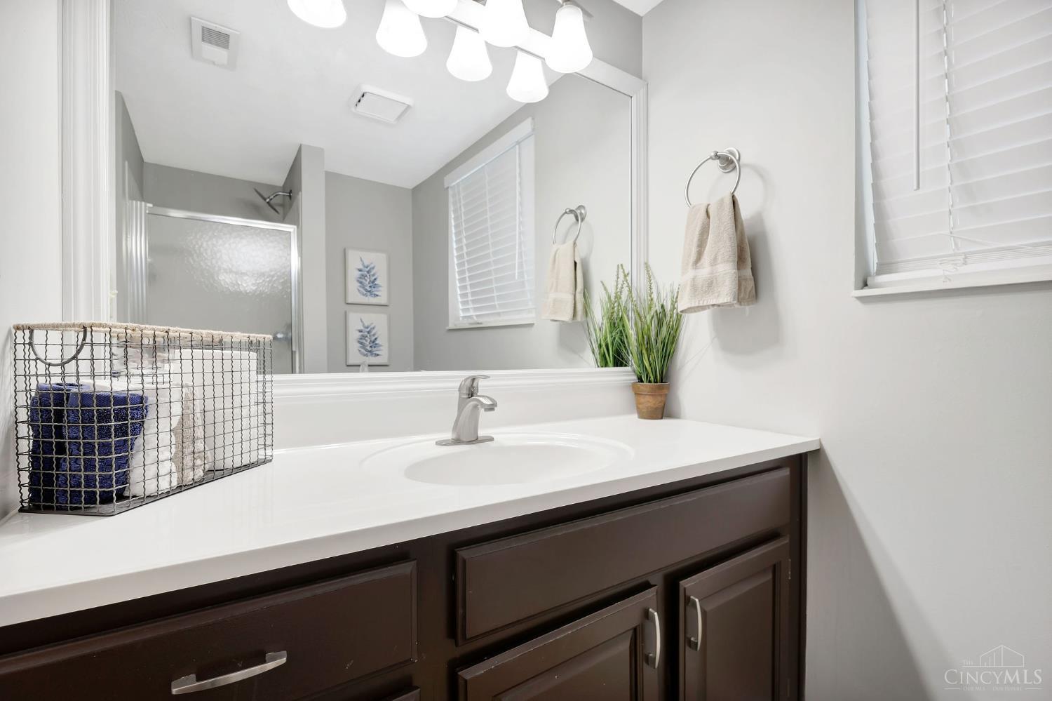1012 John Street Property Photo 24