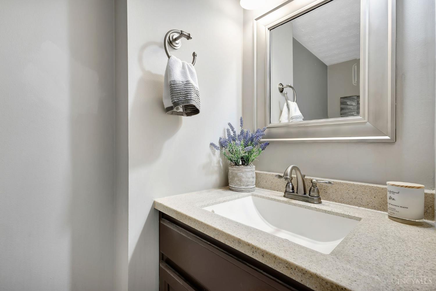 1012 John Street Property Photo 25