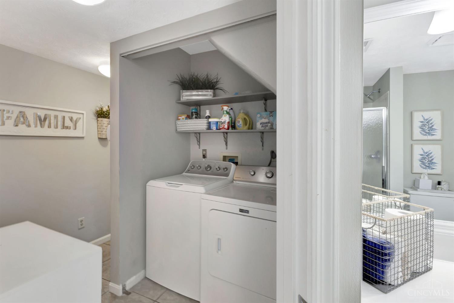 1012 John Street Property Photo 29
