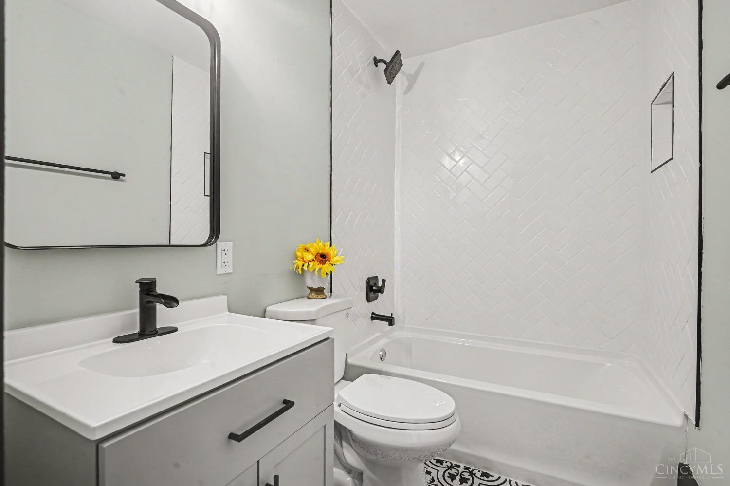 1103 Hunt Avenue Property Photo 10