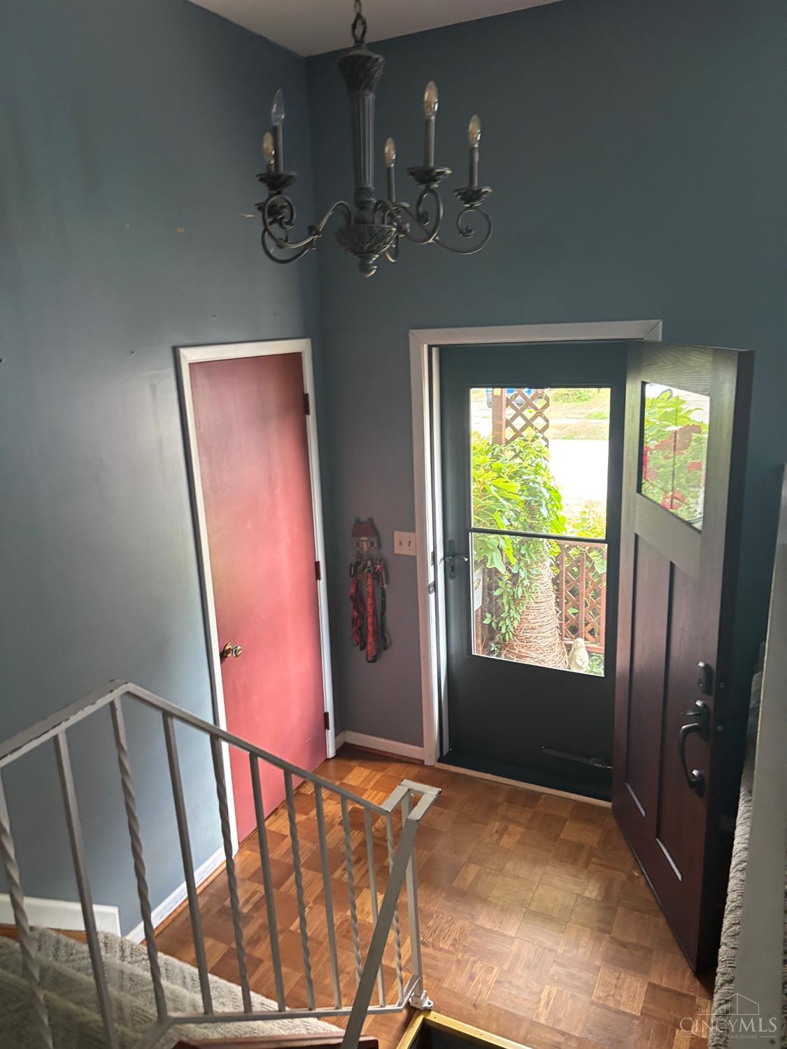 2764 Cornwall Drive Property Photo 2